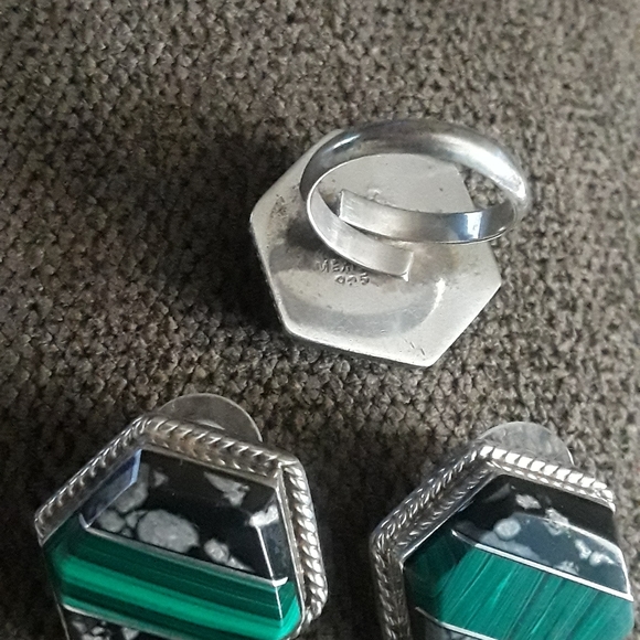 *Jewelry* Matching Set - Picture 2 of 4